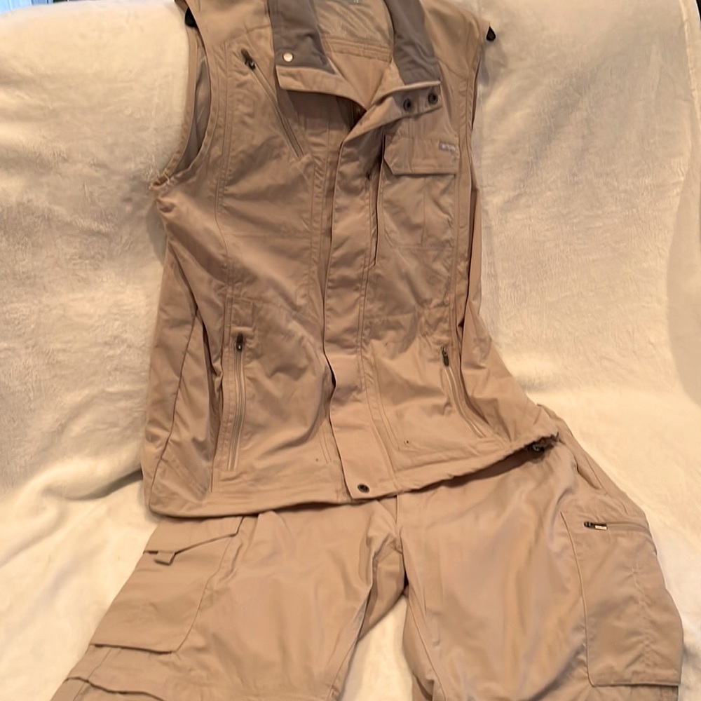 Columbia men’s cargo vest L pants 36x32 tan